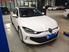 Volkswagen Lingdu L 280TSI DSG Dazzling Red Edition - photo 3