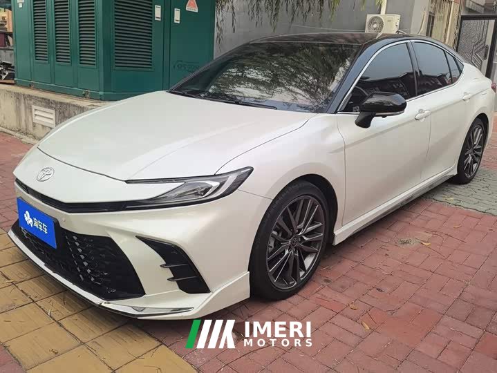 Toyota Camry Dual-Engine 2.0HXS Sports Plus Edition