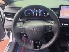 Toyota Camry Dual-Engine 2.0HXS Sports Plus Edition - photo 15