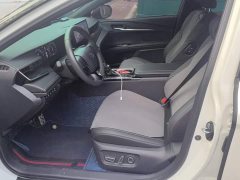 Toyota Camry Dual-Engine 2.0HXS Sports Plus Edition - photo 9