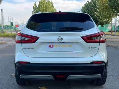 Nissan Qashqai 2.0L CVT XV Smart Comfort Edition - photo 6