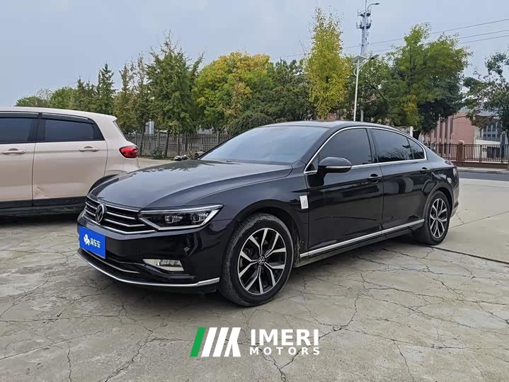 Volkswagen Magotan 330TSI DSG Advance - ავტომობილი ჩინეთიდან