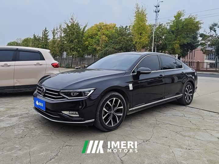 Volkswagen Magotan 330TSI DSG Advance