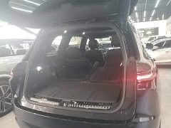 Li Auto L9 Max - ფოტო 18