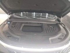 Li Auto L9 Max - ფოტო 19