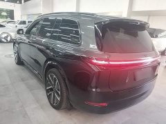 Li Auto L9 Max - ფოტო 4