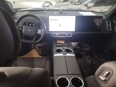 Li Auto L9 Max - ფოტო 9