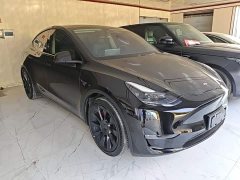 Tesla Model Y Long Range All-Wheel Drive - фото 3
