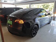 Tesla Model Y Long Range All-Wheel Drive - фото 5