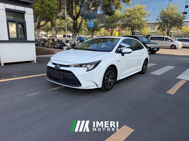 Toyota Corolla Intelligent Hybrid Dual-Engine 1.8L Leading Edition