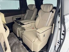 Toyota Alphard Hybrid 2.5L Premium Edition - ფოტო 15