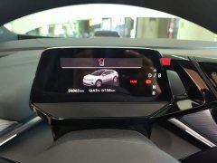 Volkswagen ID.4 CROZZ Pure Enjoyment Limited Edition - ფოტო 11