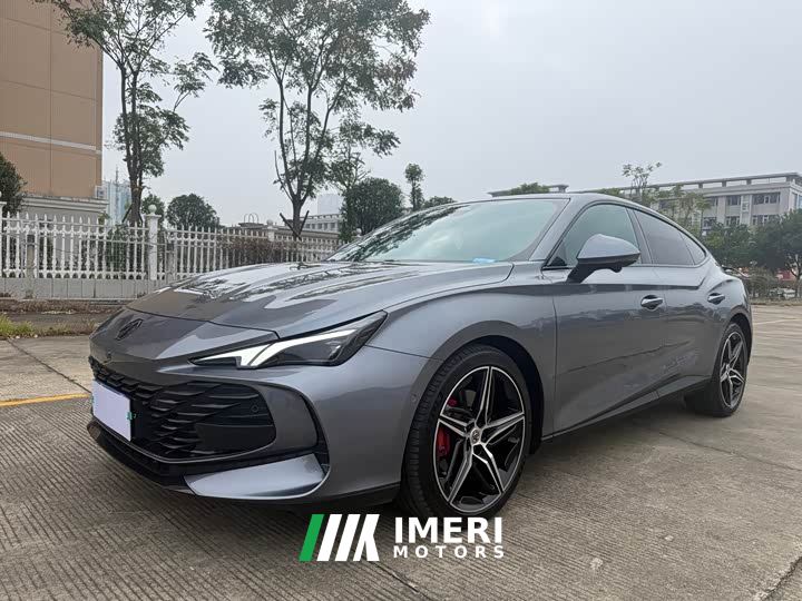 SAIC MG7 2.0T Trophy Super Intelligent Driving Edition