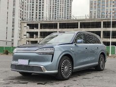 AITO M9 Extended Range Ultra 6-Seater - фото 1