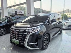 Denza D9 DM-i 980 Four-Wheel Drive Flagship - фото 1