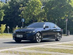 BMW i3 eDrive 40 L Night Sport Package - ფოტო 1