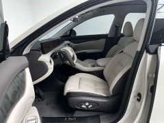 IM Motors Zhiji LS6 Max Standard Edition - ფოტო 13