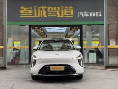IM Motors Zhiji LS6 Extended Range 52 Max - фото 2