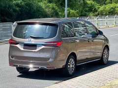Buick GL8 Land Business Class Comfort Edition - ფოტო 4