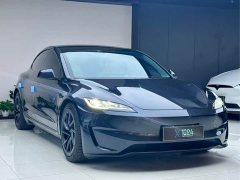 Tesla Model 3 High Performance All-Wheel Drive - ფოტო 3