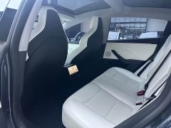 Tesla Model 3 High Performance All-Wheel Drive - ფოტო 6