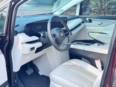 Buick GL8 New Energy Luzun Respect Edition 7-Seater - фото 7