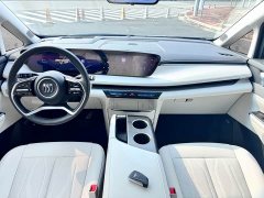 Buick GL8 New Energy Luzun Respect Edition 7-Seater - фото 9