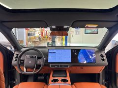 Li Auto L6 Pro - ფოტო 17