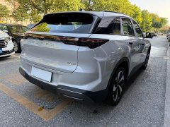 BAIC Arcfox Alpha T5 Pure Electric 705 Yuan Smart Travel Edition - ფოტო 16