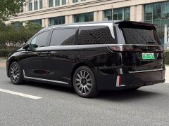 Voyah Lantu Dreamchaser EV AWD Excellence Kunpeng Edition - фото 5