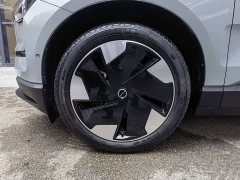Volvo EX30 Rear-Wheel Drive Extended Range Ultra - ფოტო 7