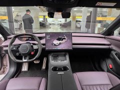 Xiaomi SU7 Four-Wheel Drive Max Edition - ფოტო 10
