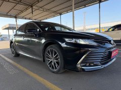 Toyota Camry Hybrid Luxury - photo 3