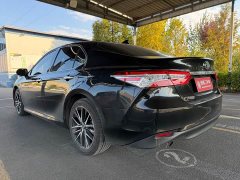 Toyota Camry Hybrid Luxury - photo 6