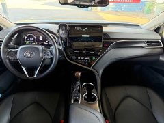 Toyota Camry Hybrid Luxury - photo 8