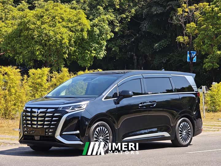 Denza D9 DM-i 980 AWD Luxury