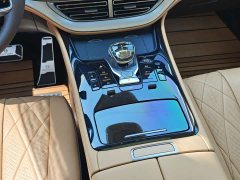 Denza D9 DM-i 980 AWD Luxury - ფოტო 18