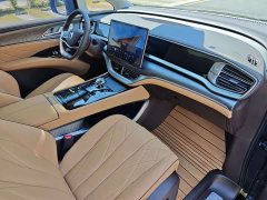 Denza D9 DM-i 980 AWD Luxury - ფოტო 20