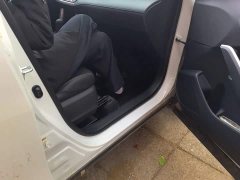 Toyota Frontlander 2.0L CVT Luxury Plus - photo 19