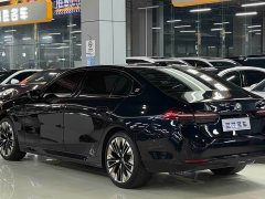 BMW 5 Series 530Li Luxury Edition Premium Package - фото 3