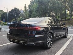 Volkswagen Passat 380TSI Luxury - фото 4