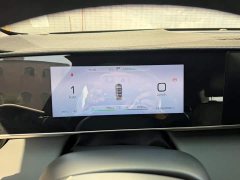 BYD Qin L DM-i 120KM Leading Edition - ფოტო 18