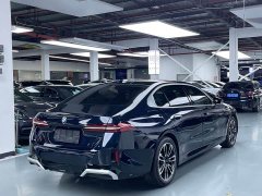 BMW 5 Series 525Li M Sport Package - фото 16