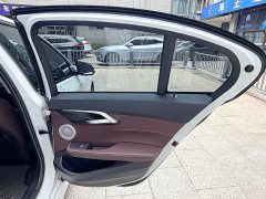 BMW 1 Series Facelift 120i M Sport - photo 11