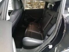 Tesla Model Y Rear-Wheel Drive - ფოტო 16
