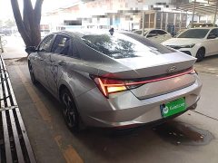 Hyundai Elantra 1.5L CVT Luxury - photo 4