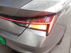 Hyundai Elantra 1.5L CVT Luxury - photo 7