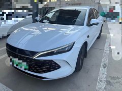 BYD Qin L DM-i Smart Drive Edition 80KM Leading - фото 1