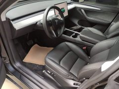 Tesla Model Y Rear-Wheel Drive - ფოტო 14