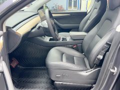 Tesla Model Y Long Range All-Wheel Drive - ფოტო 12